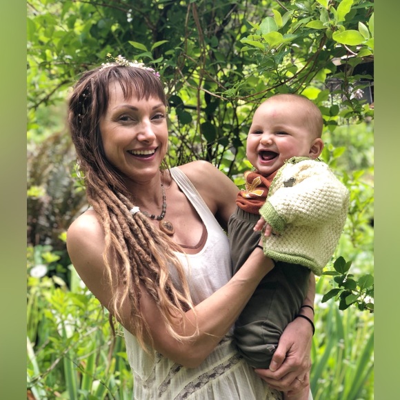 Meet your Posher, Jessi - Picture 3 of 3